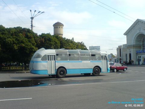 Автобус ЛАЗ-695Е