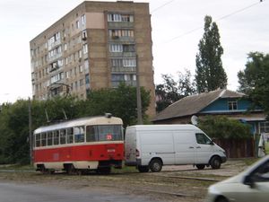 На ДВРЗ зіткнулись трамвай і мікроавтобус