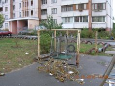 Комунальники Дніпровського району Києва припинили роздільний збір сміття