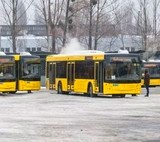 Новий автобусний маршрут через Дарницьку площу