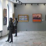 Триває виставка живопису біля метро Кловська