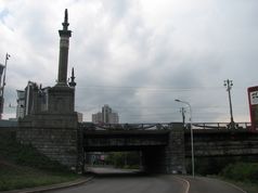 Буде обмежено рух з Русанівки на Березняки під мостом Патона
