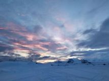 Українські полярники в Антарктиді відсвяткували Мідвінтер