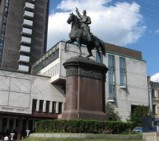 В этот день в Киеве торжественно открыт памятник Щорсу