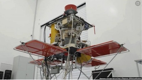 Компанія Ілона Маска запустила ракету з українським супутником