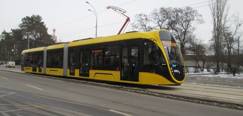 Трамвай у київській місцевості ДВРЗ