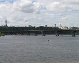 Із понеділка, 20 червня, в Києві відновлюють авторух мостами Метро та Патона