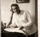 Павло Тичина на початку 1940-х років