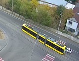 ДТП з трамваєм перед мостом ДВРЗ