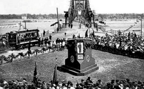 Мітинг з нагоди відкриття моста ім. Є. Бош, 1925 р.