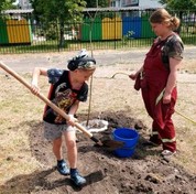 В парковій зоні по вулиці Березняківській пройшла толока