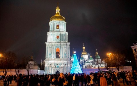 На Софійській площі столиці засяяла головна ялинка країни