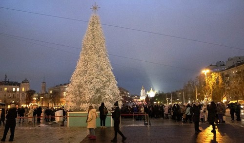 На Софійській площі столиці засяяла головна ялинка країни