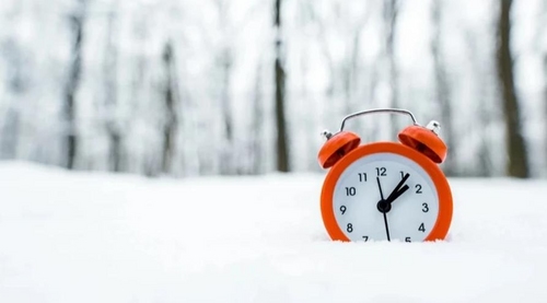 Україна перейшла на зимовий час Україна перейшла на зимовий час