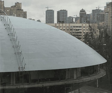 У Києві проінспектували хід реставрації «Летючої тарілки»