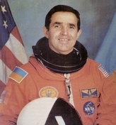 До 75-річчя від дня народження Леоніда Каденюка