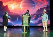 Вистава в Центрі культури та мистецтв на ДВРЗ Вистава в Центрі культури та мистецтв на ДВРЗ