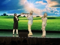 Вистава в Центрі культури та мистецтв на ДВРЗ Вистава в Центрі культури та мистецтв на ДВРЗ