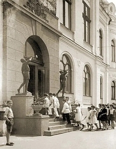 Цього дня в Україні народився перший радянський чемпіон світу з шашок