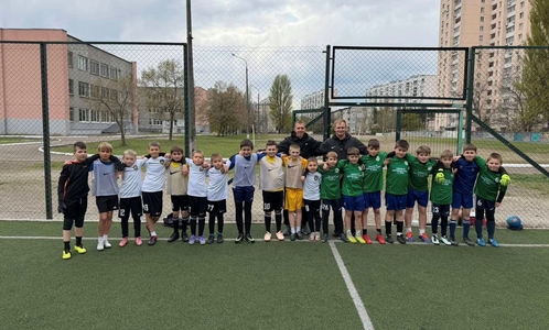 Школярі з ДВРЗ завоювали третє місце у футбольному турнірі