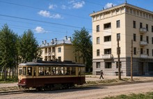 Штучний інтелект та історичні фото ДВРЗ Штучний інтелект та історичні фото ДВРЗ