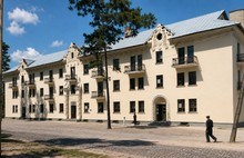 Штучний інтелект та історичні фото ДВРЗ Штучний інтелект та історичні фото ДВРЗ